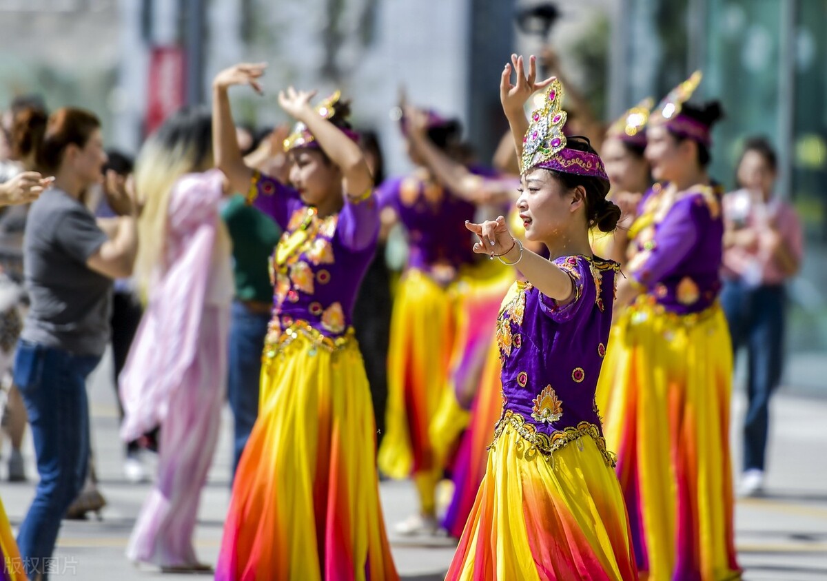 古尔邦节都有什么特点,一年一度的古尔邦节就要来临