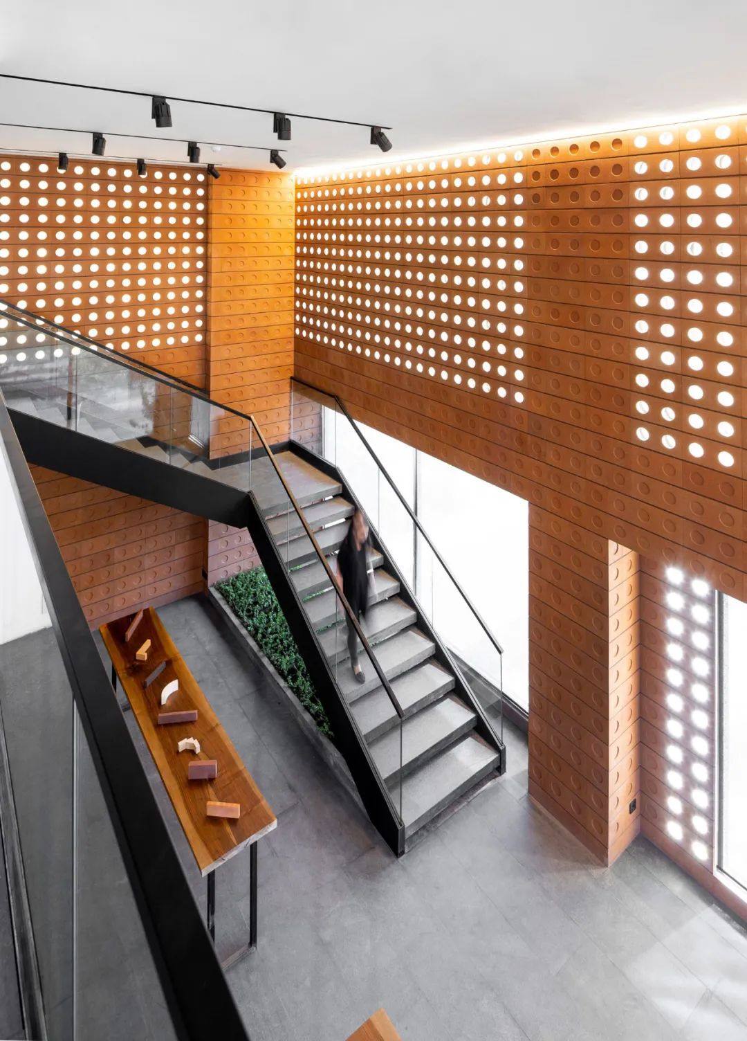 简单爱户型,红砖建筑特殊花样造型