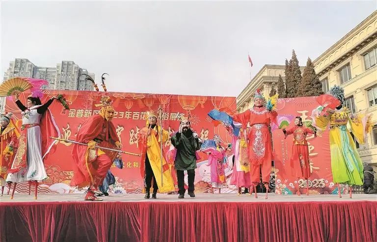 热热闹闹回家过年,热热闹闹回家过大年