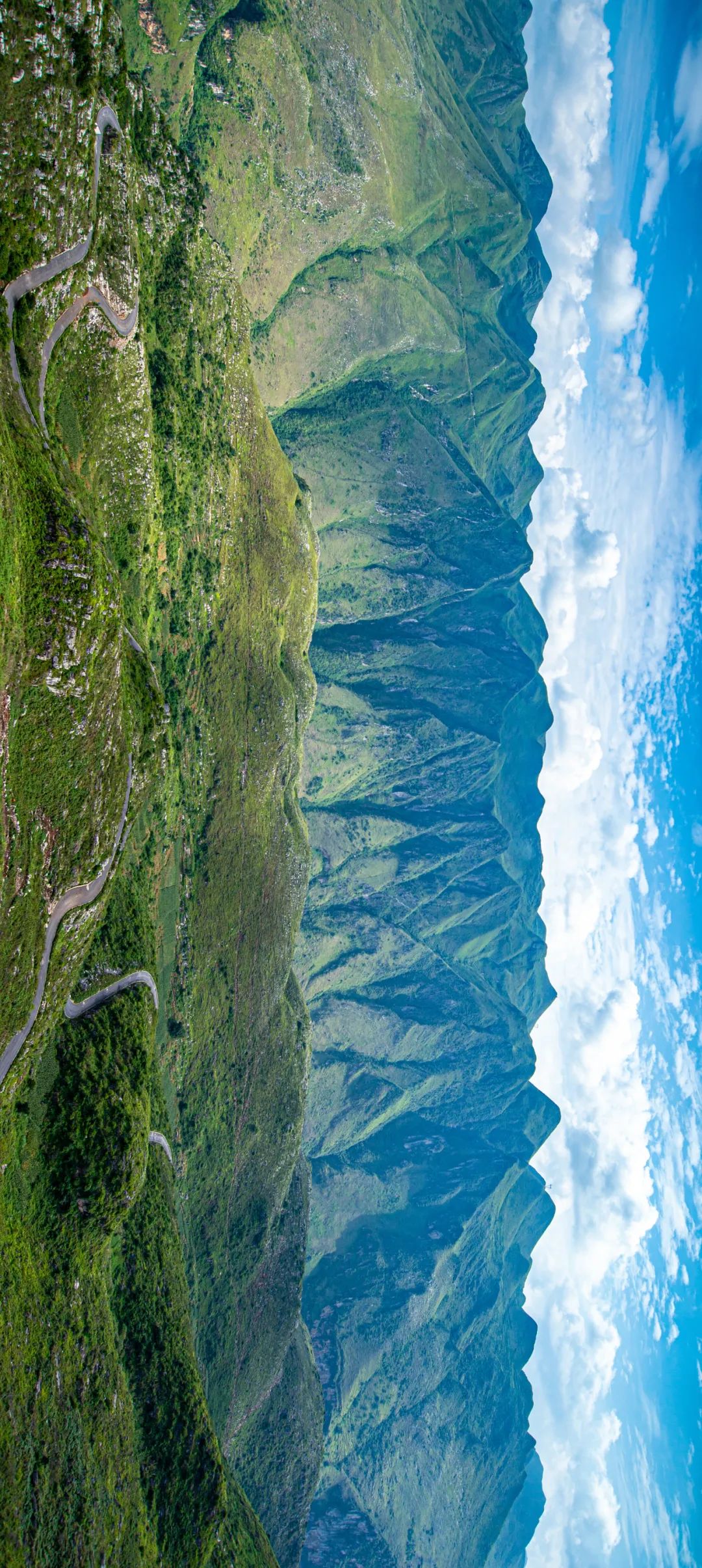 如何看懂中国第一山地省的多彩文化史诗？