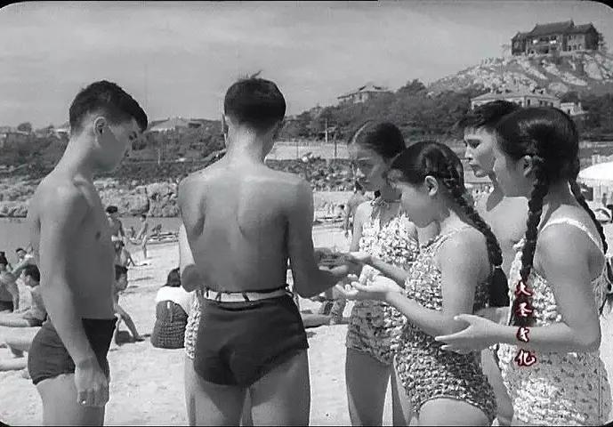 老电影小足球队完整版,电影小足球队1965