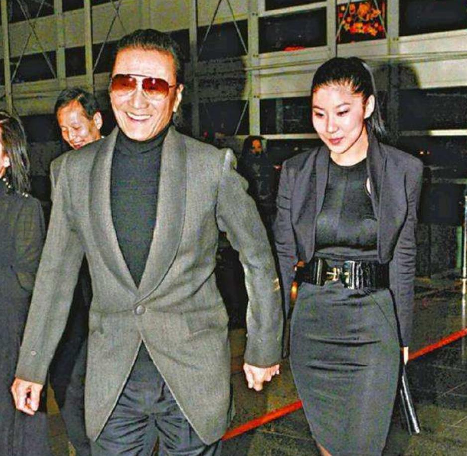 被谢贤宠了12年,coco什么时间和谢贤好的