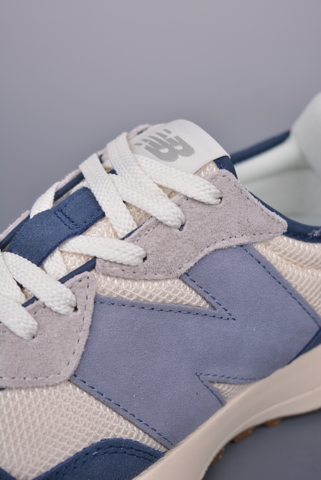 新百伦nb327复古运动鞋,新百伦和newbalance的区别标志