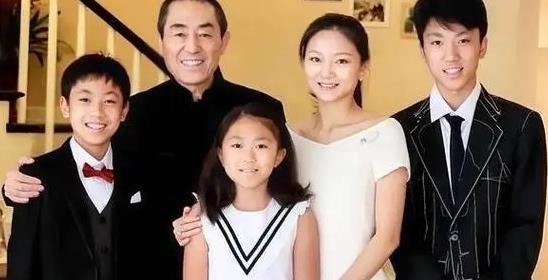 张艺谋25岁生孩子了吗,张艺谋谈起自己孩子