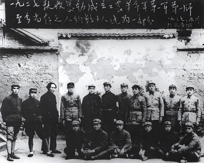 129年了，今天，一起缅怀伟人毛*东泽**！