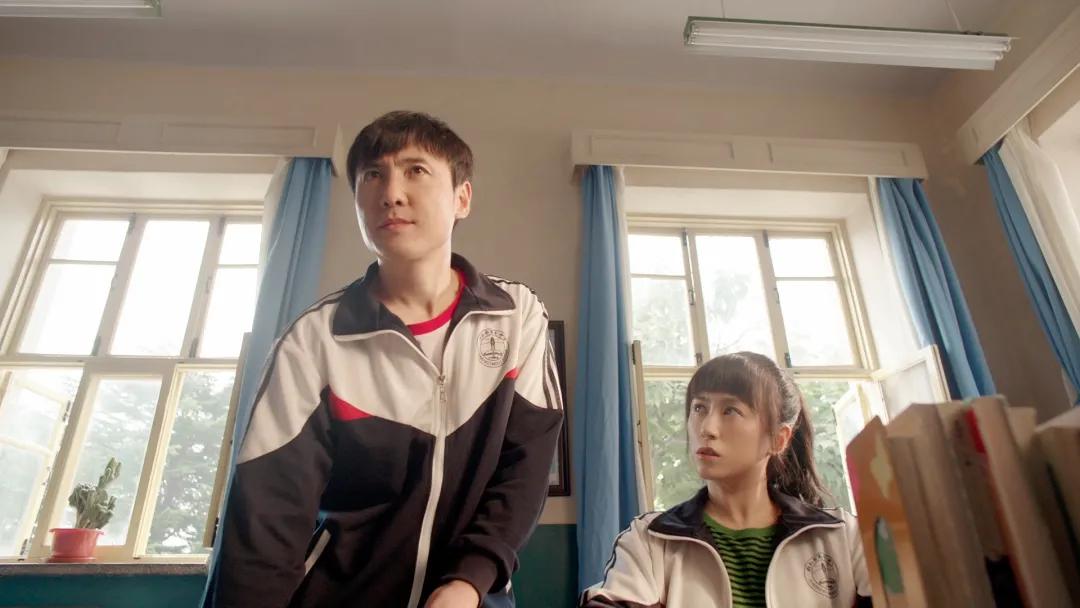 万合天宜笑场,万合天宜和开心麻花对比