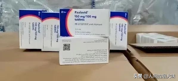 在北京，辉瑞新冠口服药终于进入了社区，也脱下了“天价”的外衣
