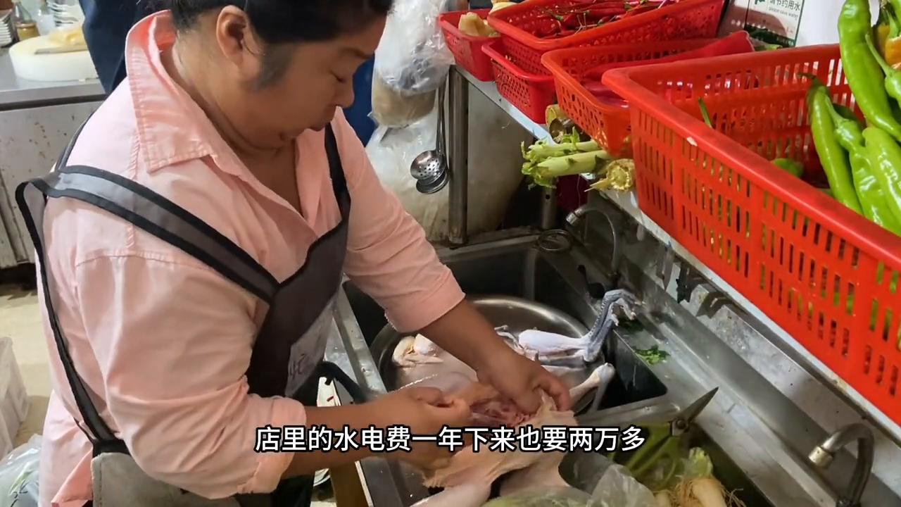 小饭店一年利润多少合适,现在饭店的利润能到多少