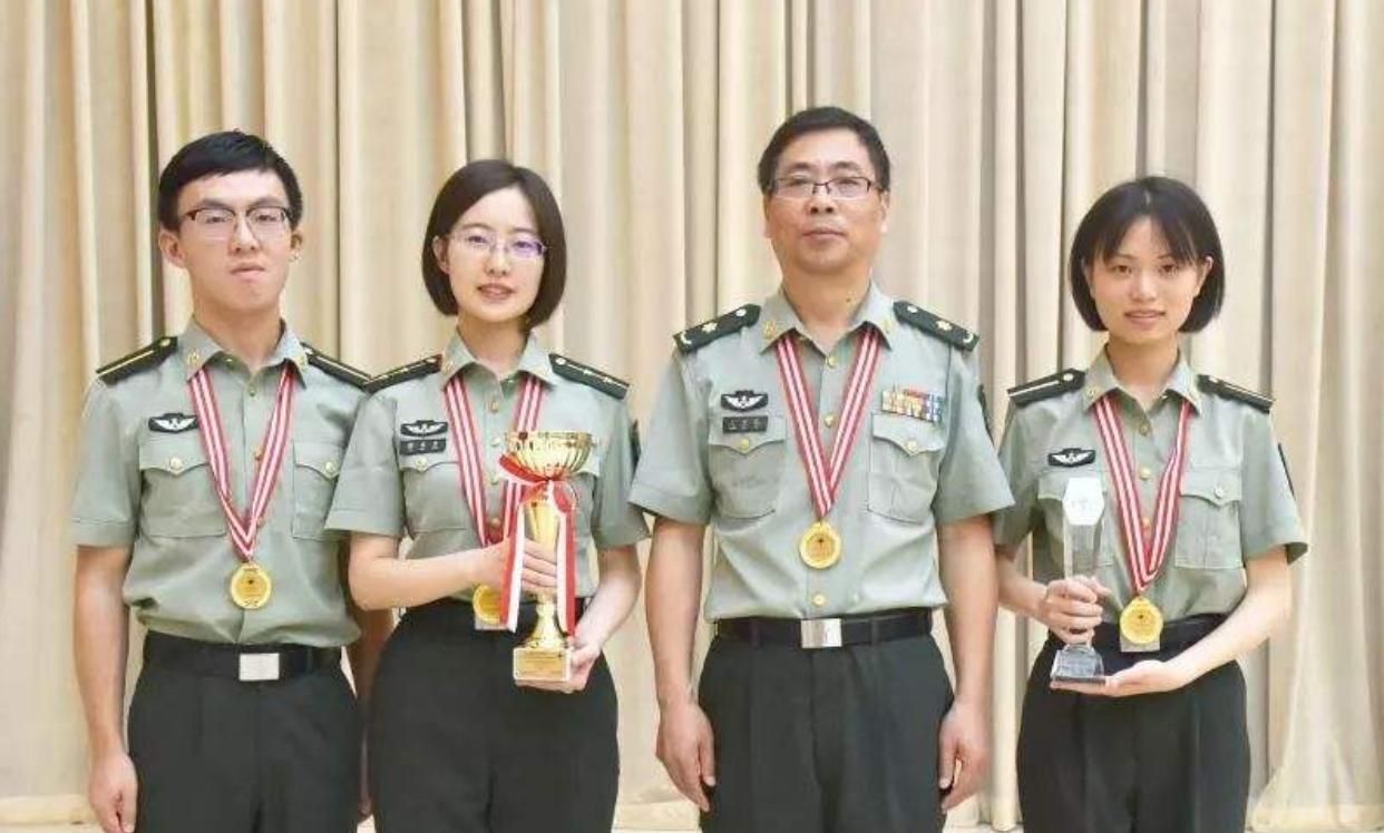 中国最小的兵8岁,中国最小的8岁军人