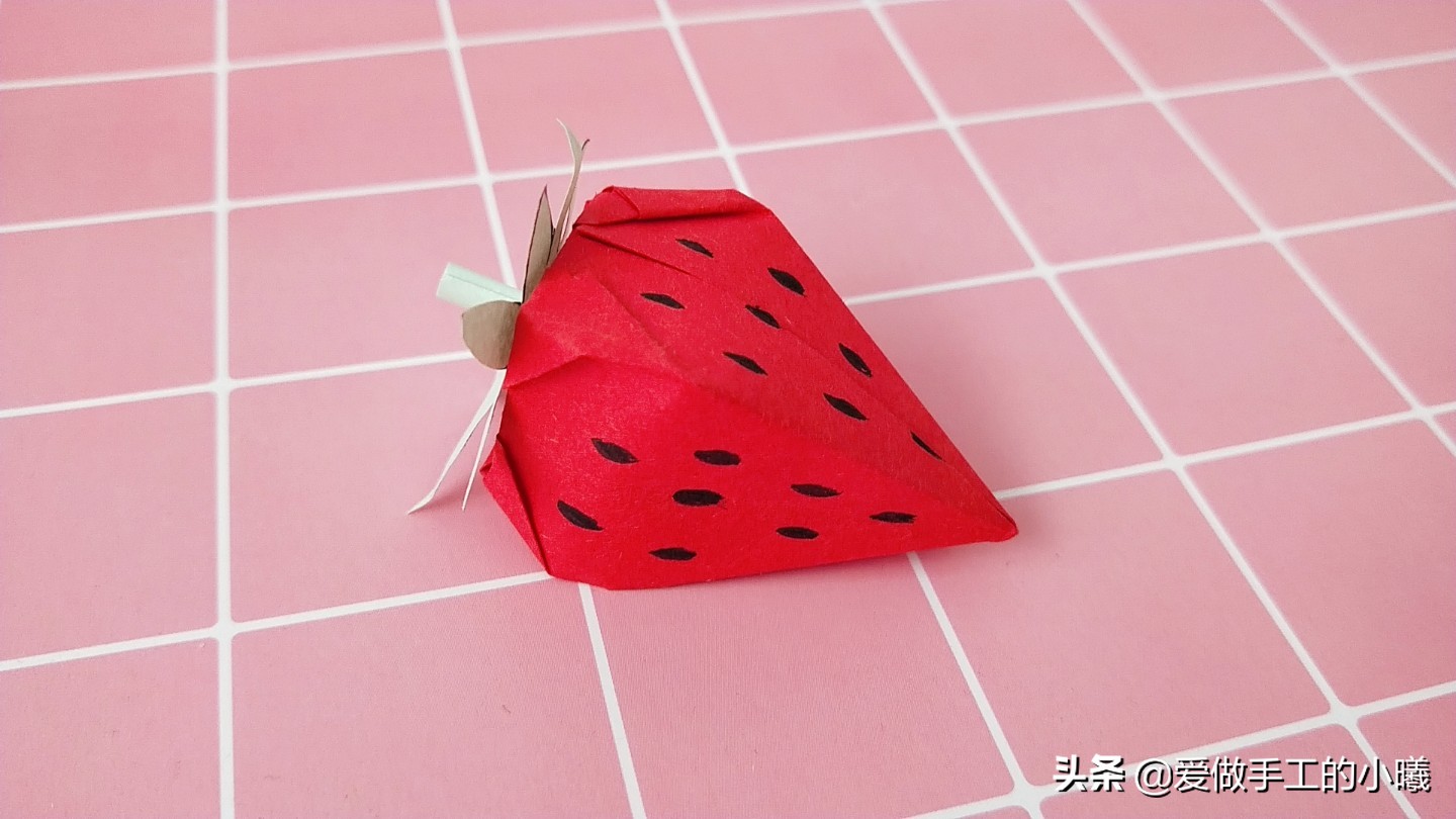 折纸小草最简单的折法,雪梨纸草莓蛋糕折法慢教程
