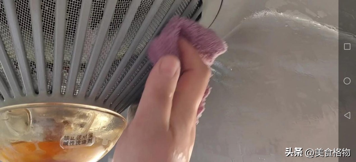 清洗油烟机小窍门吹风机,油烟机油污多用吹风机吹好用吗