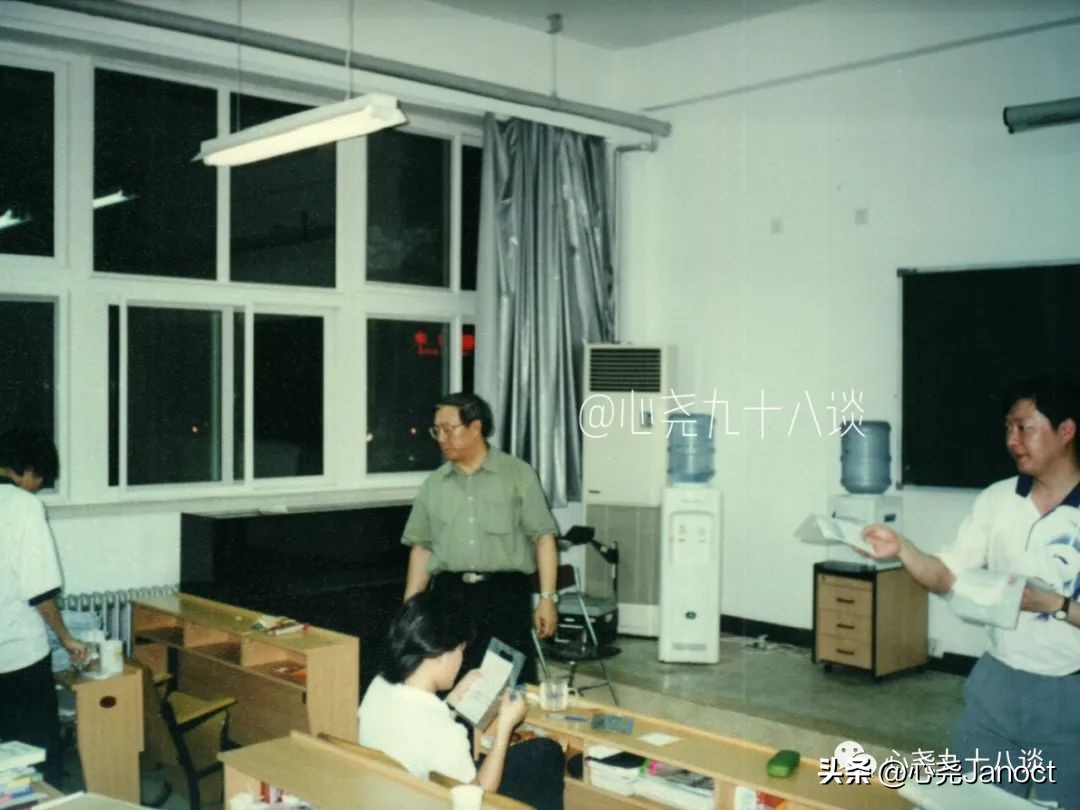 一张明信片的记忆,一枚邮票勾起的回忆