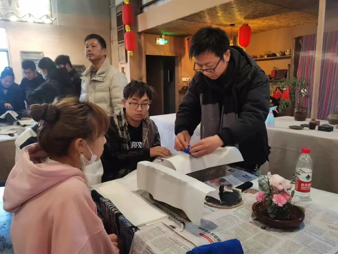 拓古传心—樊城记忆生活馆金石鉴赏传拓课堂魅力四射！