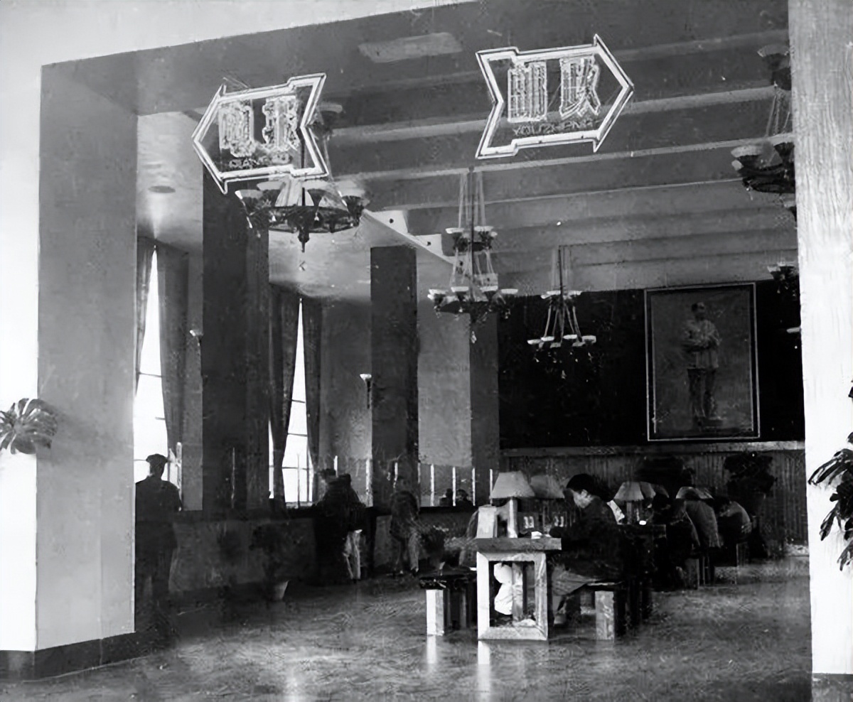 移动通信的发展史简述三个阶段,移动通信的发展史简介