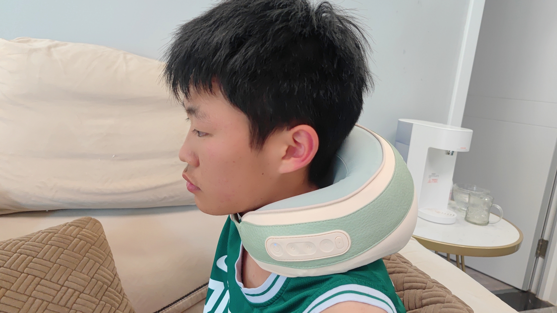 脉冲颈椎按摩仪对颈椎突出有用吗,颈椎按摩仪把颈椎按出病