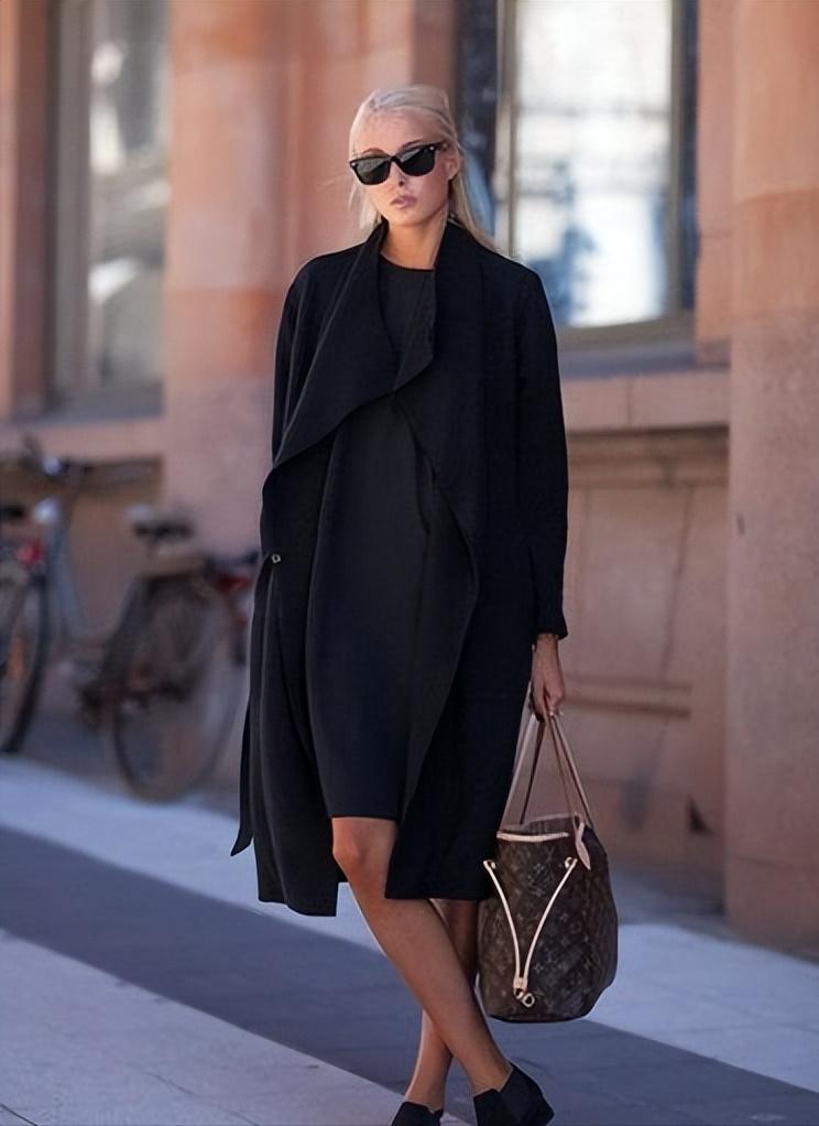 lv的包包真皮值得入手吗,lv有哪些单品值得购买