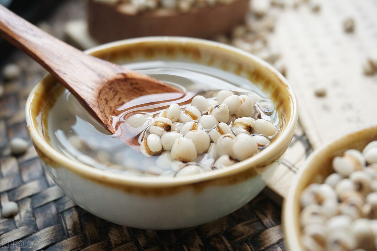 平常要注意什么不会得肺癌,老人饮食不是越清淡越好