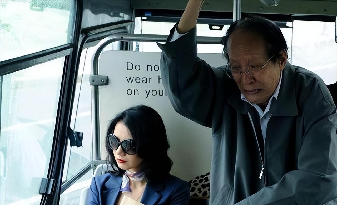 电影搜索引发的讨论,电影《搜索》评价