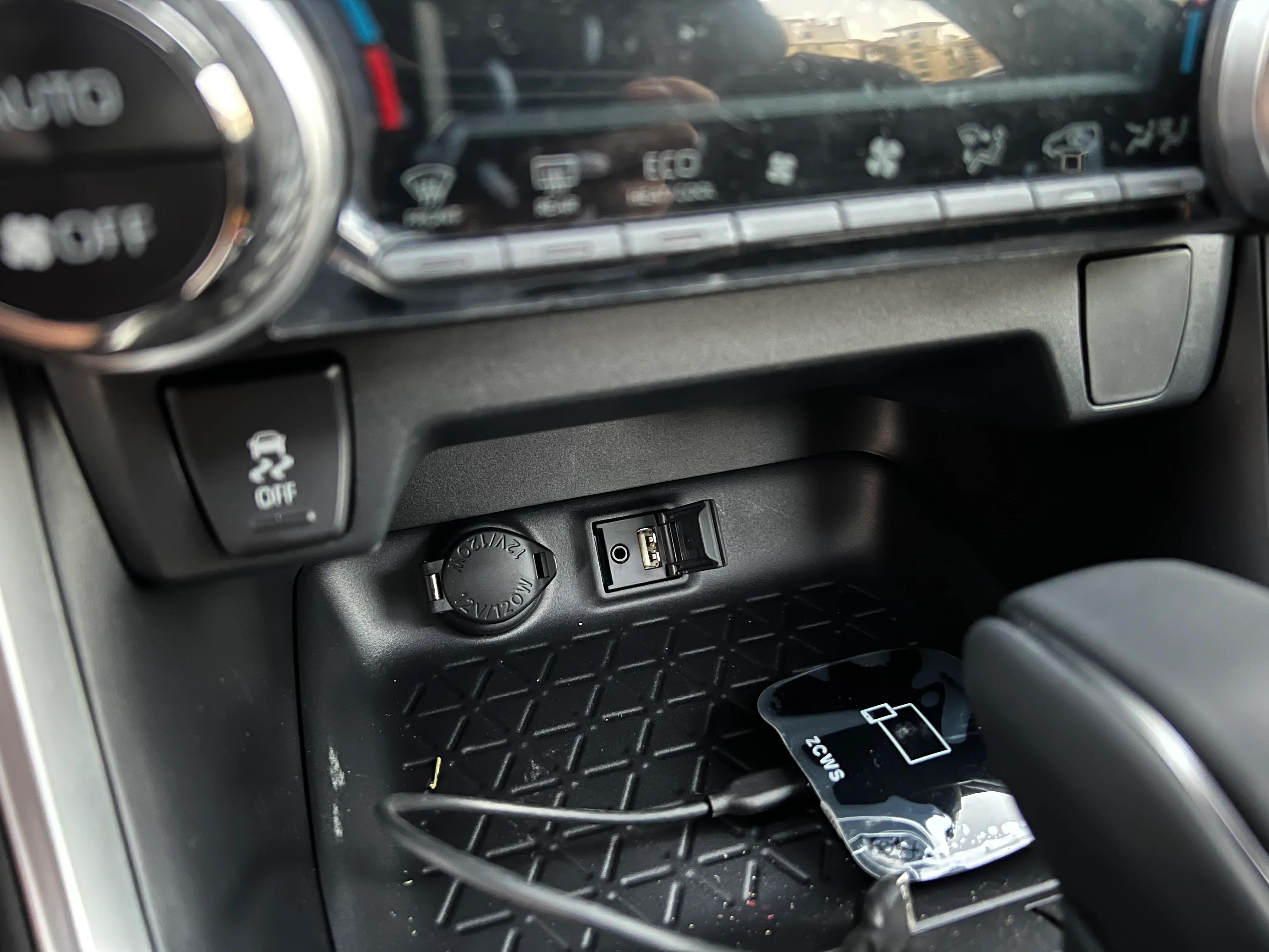 丰田普拉多车机升级carplay,丰田原厂升级carplay