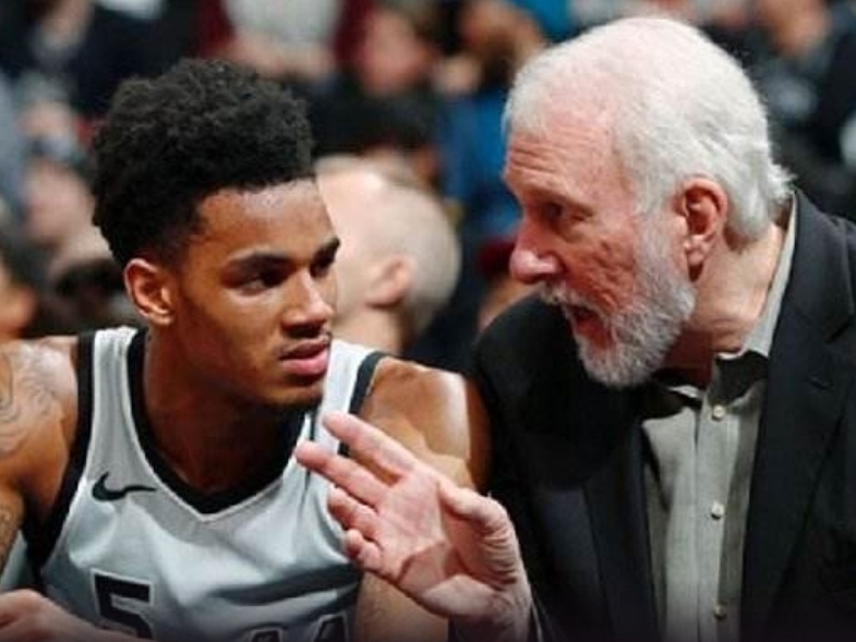 德罗赞的绝杀步行者视频,德罗赞绝杀步行者致敬科比