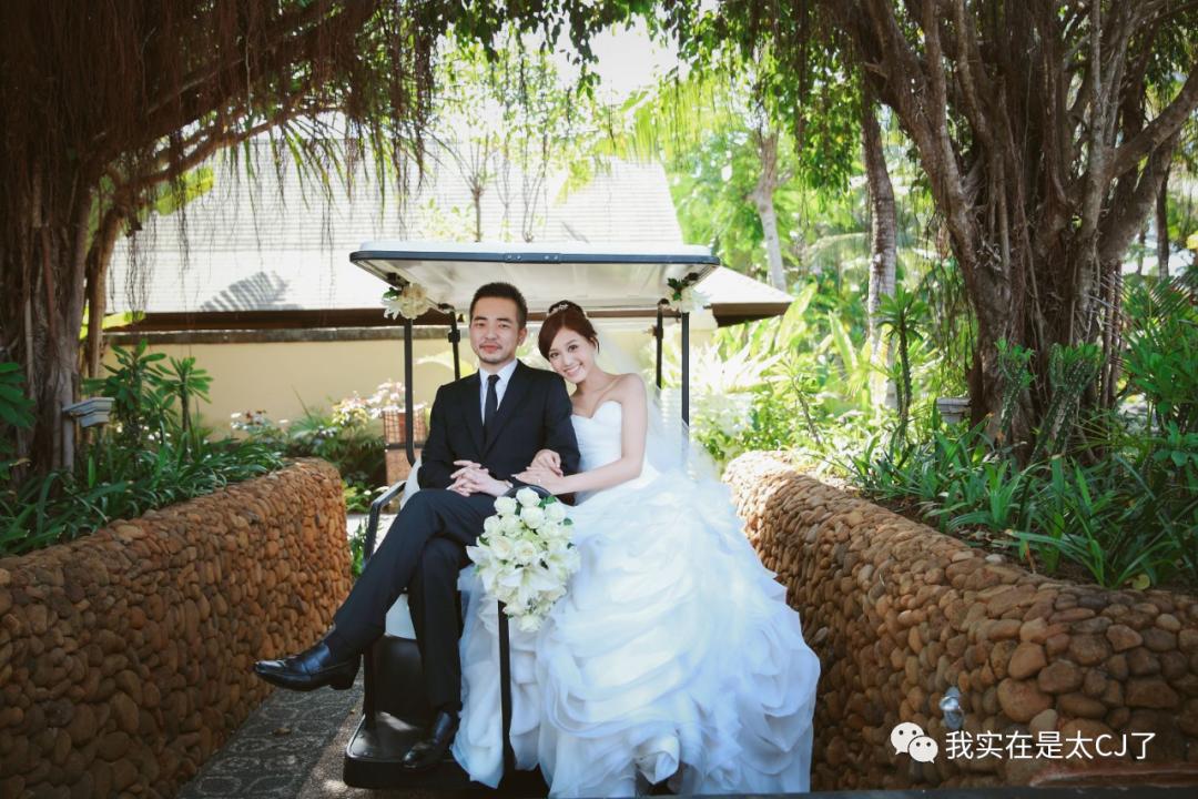 真富婆假富婆对比,台湾富婆王思佳晒香奈儿包遭吐槽