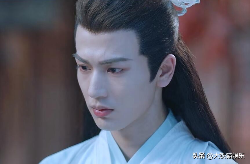 嘴巴不好看的男生可以整好看吗,嘴巴不太好看的男明星