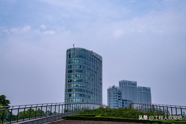 中建八局和上海建工怎么选,上海建工全国几百强