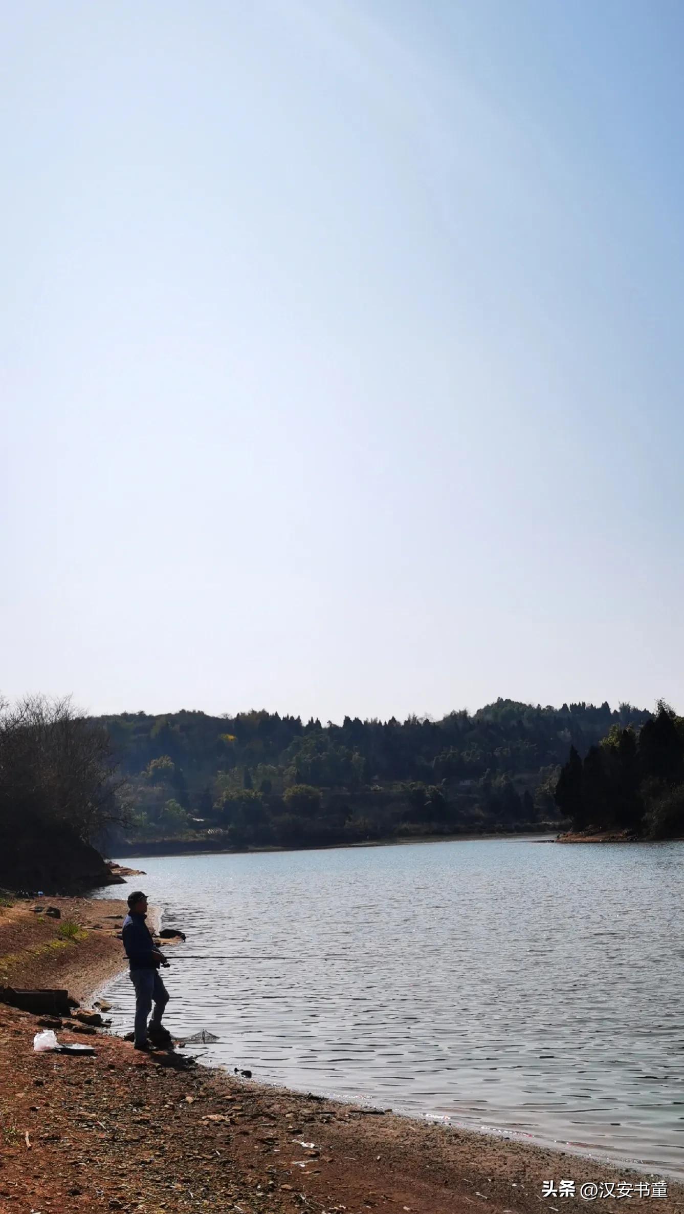 鲫鱼产卵的时候怎么调漂,鲫鱼岸边产卵前好不好钓