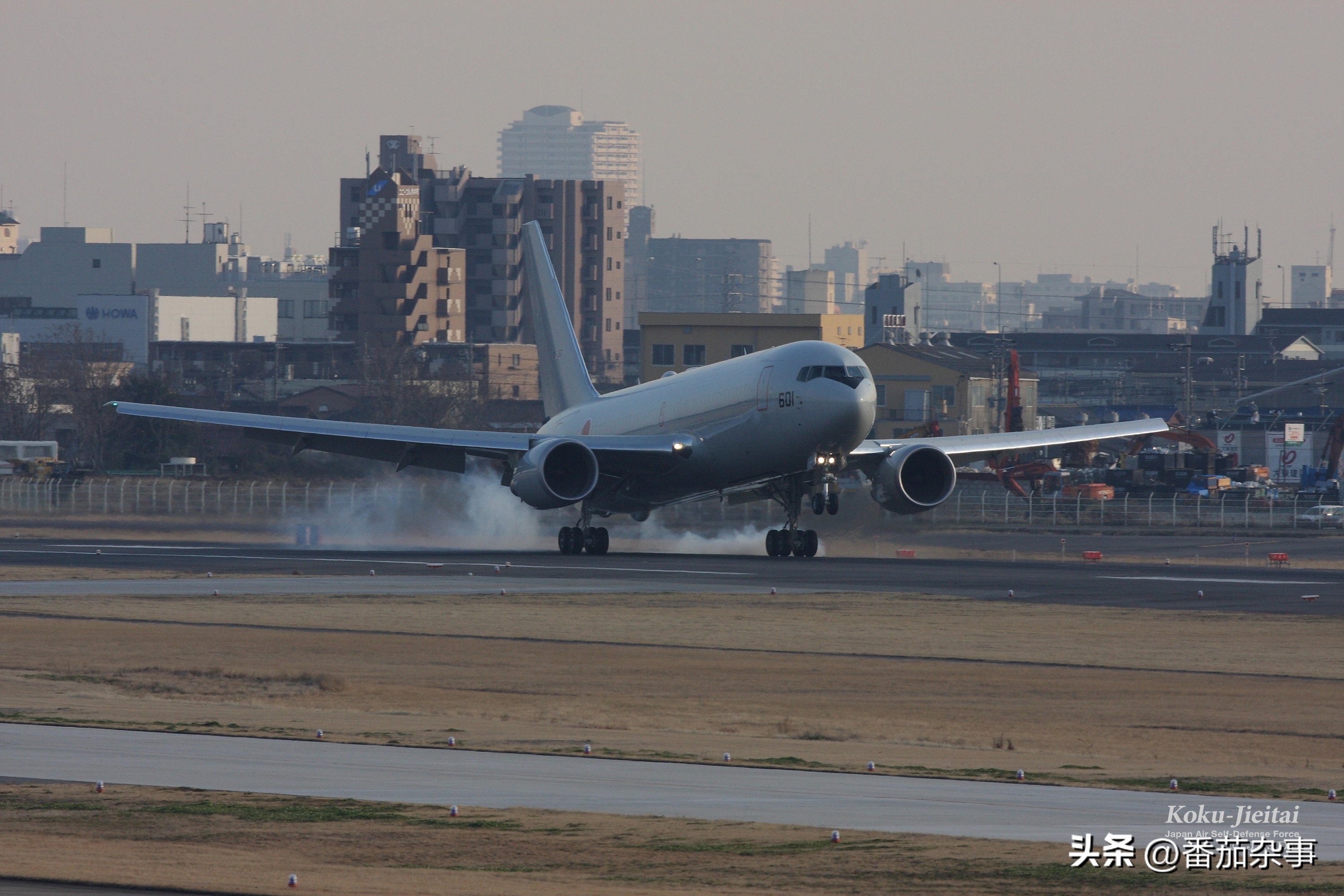 空自航程倍增器KC-767空中加油机（图集）