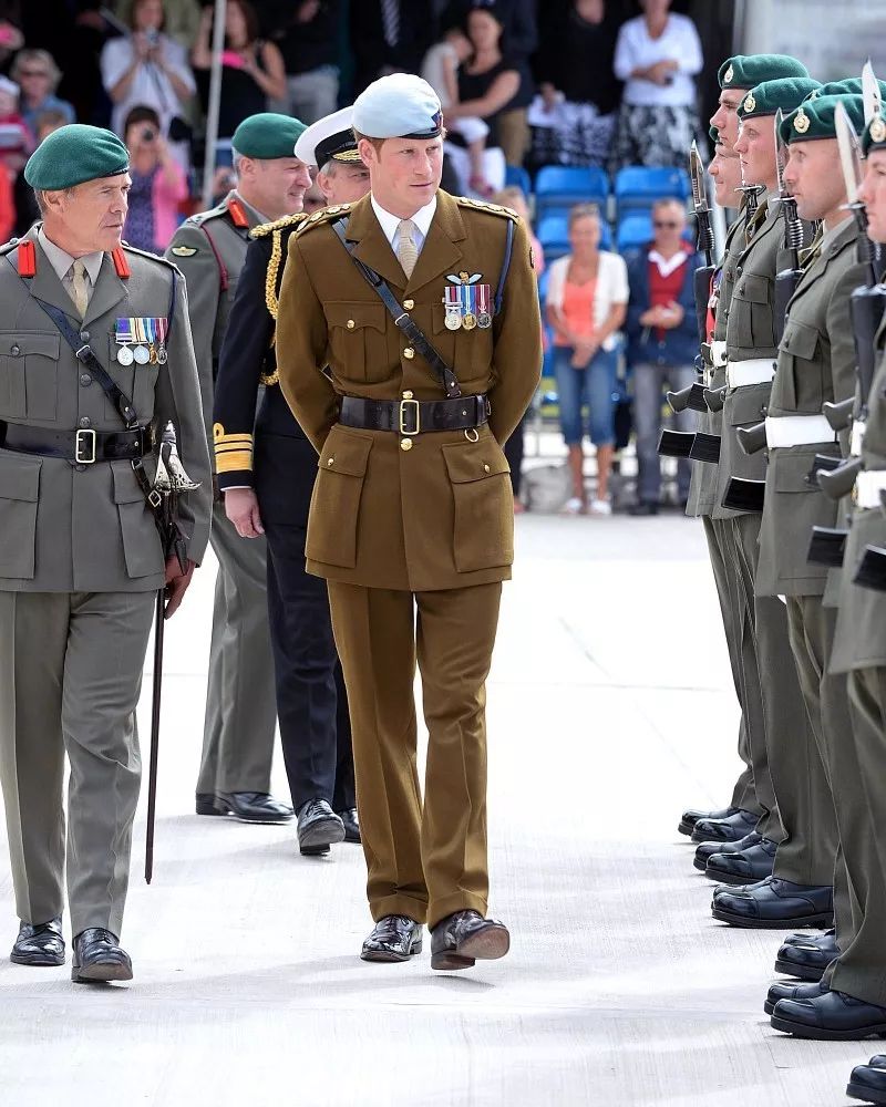 冬季怎么选择适合自己的帽子 (冬天如何选择适合自己的帽子)