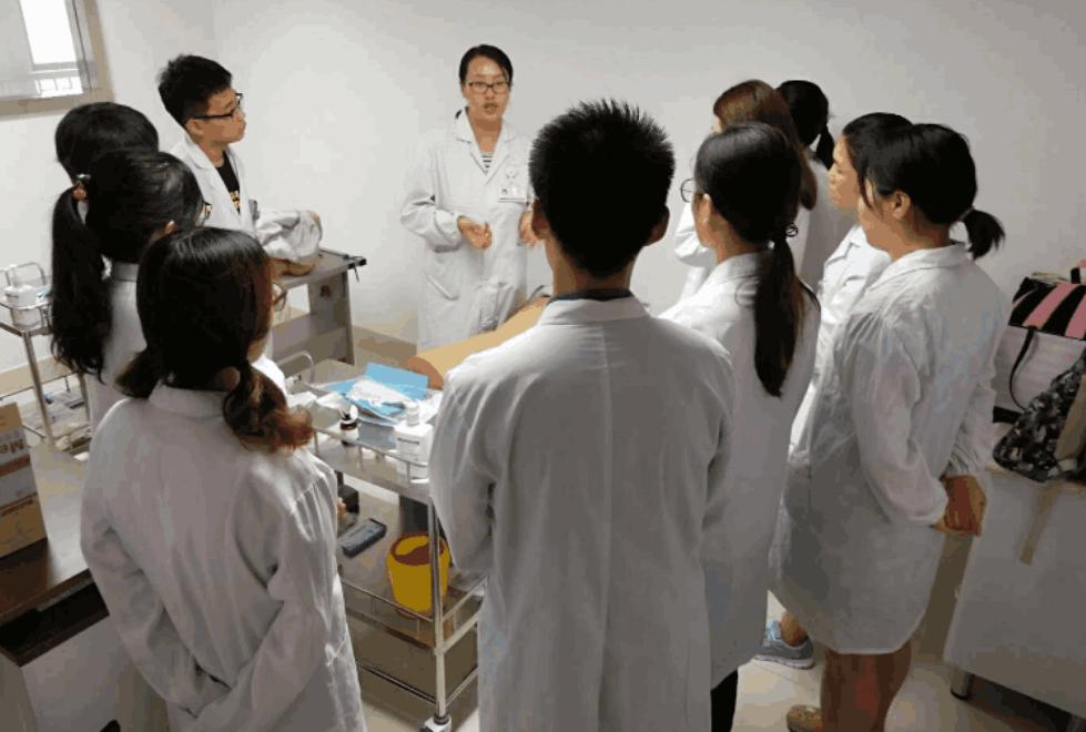 2023临床医学专业排名,2023年高考临床医学分数会降低吗