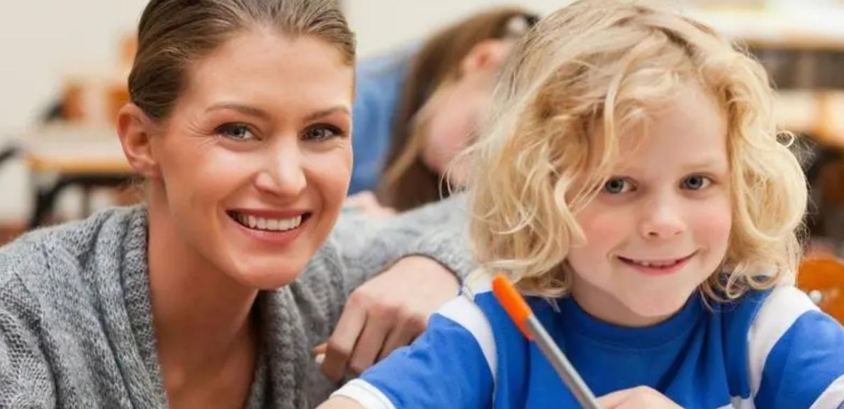 老婆总是刷小视频,女朋友老是被小视频误导