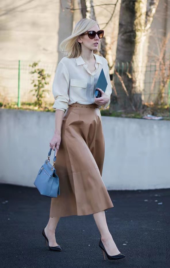 配色搭配高级感穿搭,冬季染头发颜色推荐显白显年轻