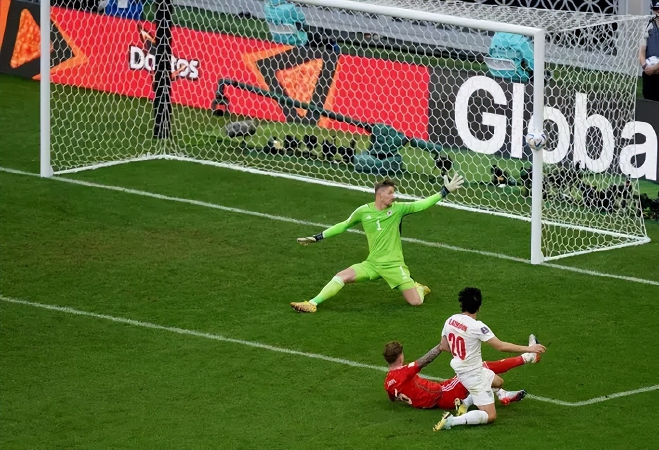 伊朗男足最新声明,伊朗男足晋级世界杯民众庆祝