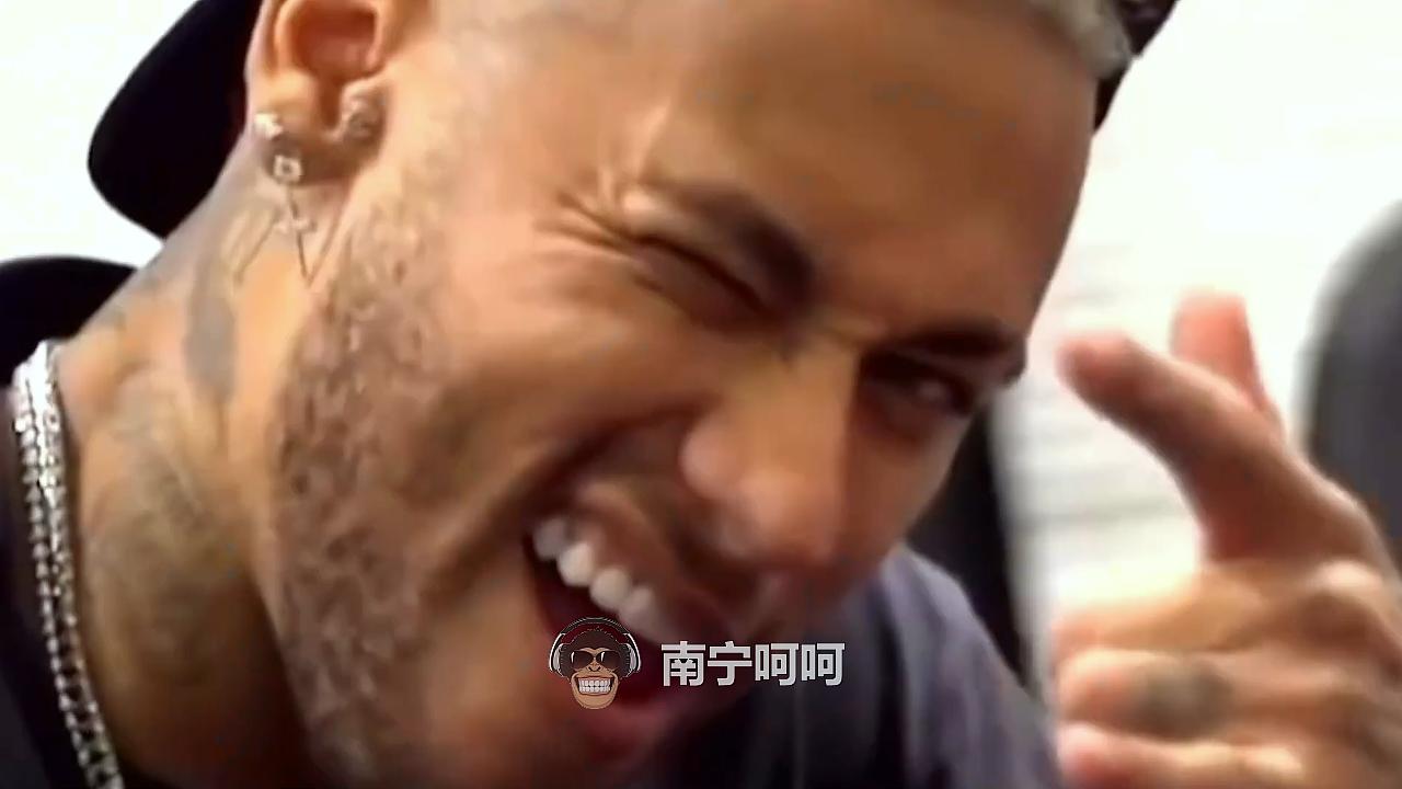 巴西一哥历史最高转会费,世界足坛第一个身价过亿的是谁