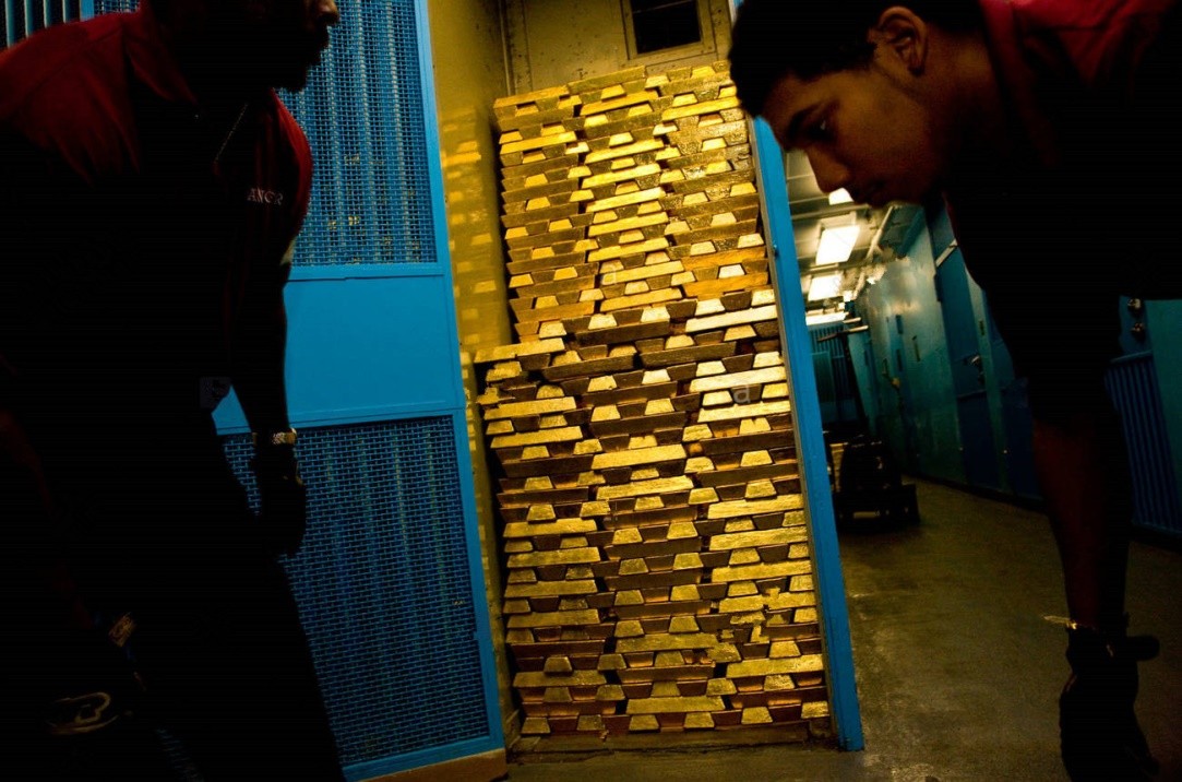 中美2024年金融战对黄金价格影响,华尔街大鳄对战中国大妈