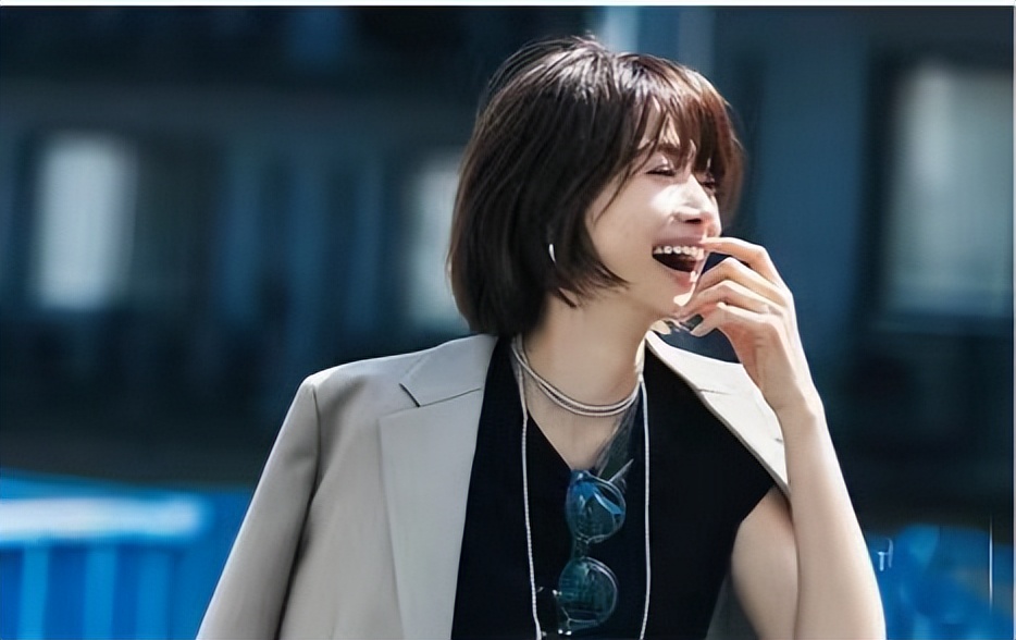 夏天穿什么颜色显优雅高级,什么颜色适合夏天穿蓝色