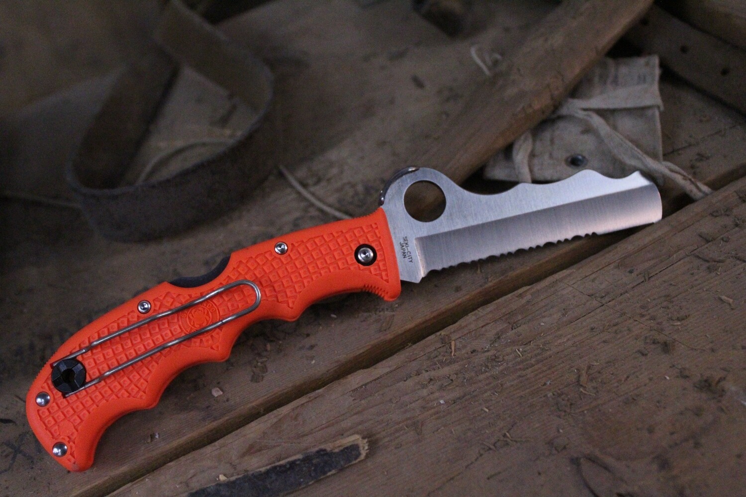 攀岩登山安全装备有哪些,攀岩登山需要准备什么工具