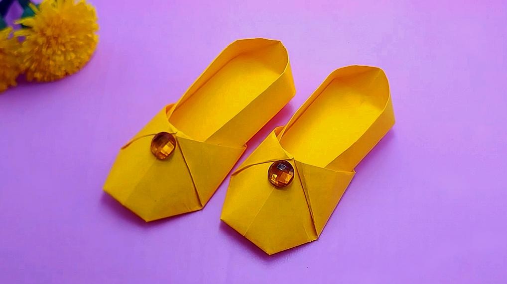 家中哪三种鞋不能留,家里哪四种鞋不能扔