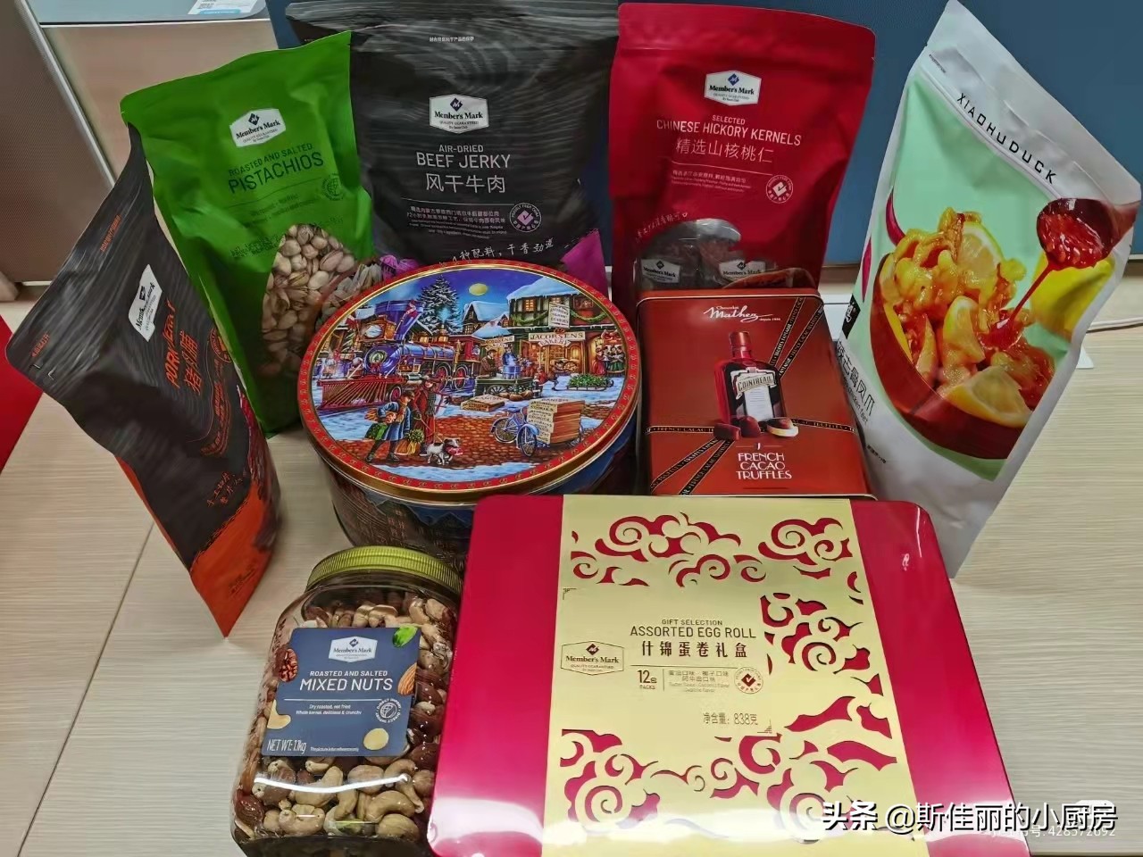 全网都在晒公司发的过年礼物,公司给员工发年货的朋友圈