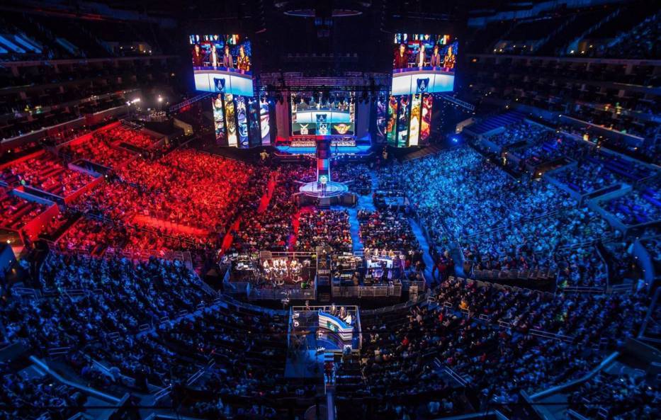 电竞行业发展怎么样？市场还有空间吗？