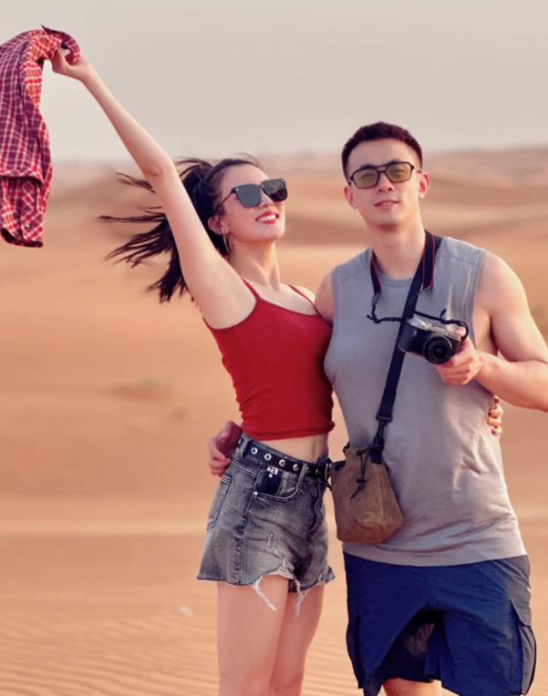 恭喜2米06男篮国手订婚，准老婆1米8超高颜值，远看似女明星杨颖