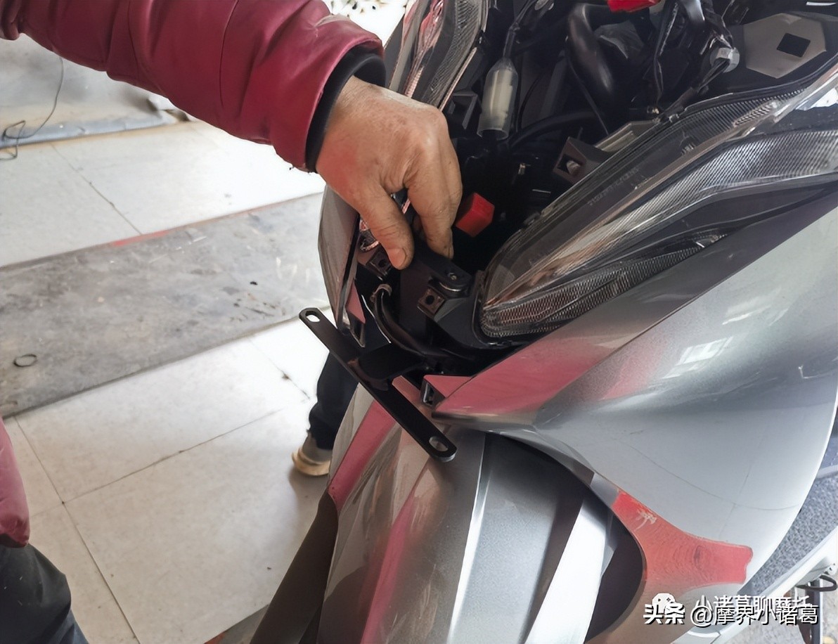 本田lead125售价16800,很多人买lead125