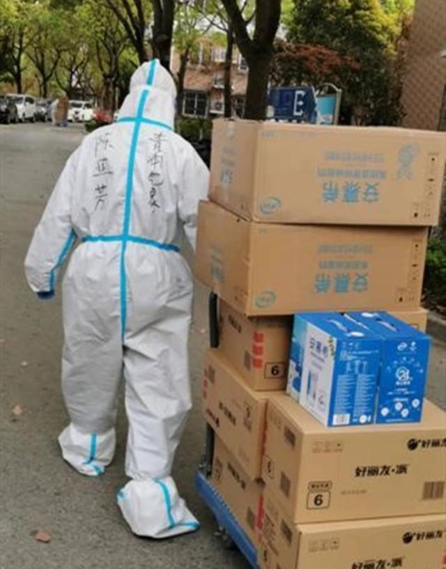 我们是青年站在祖国最前线,我们是战疫青年