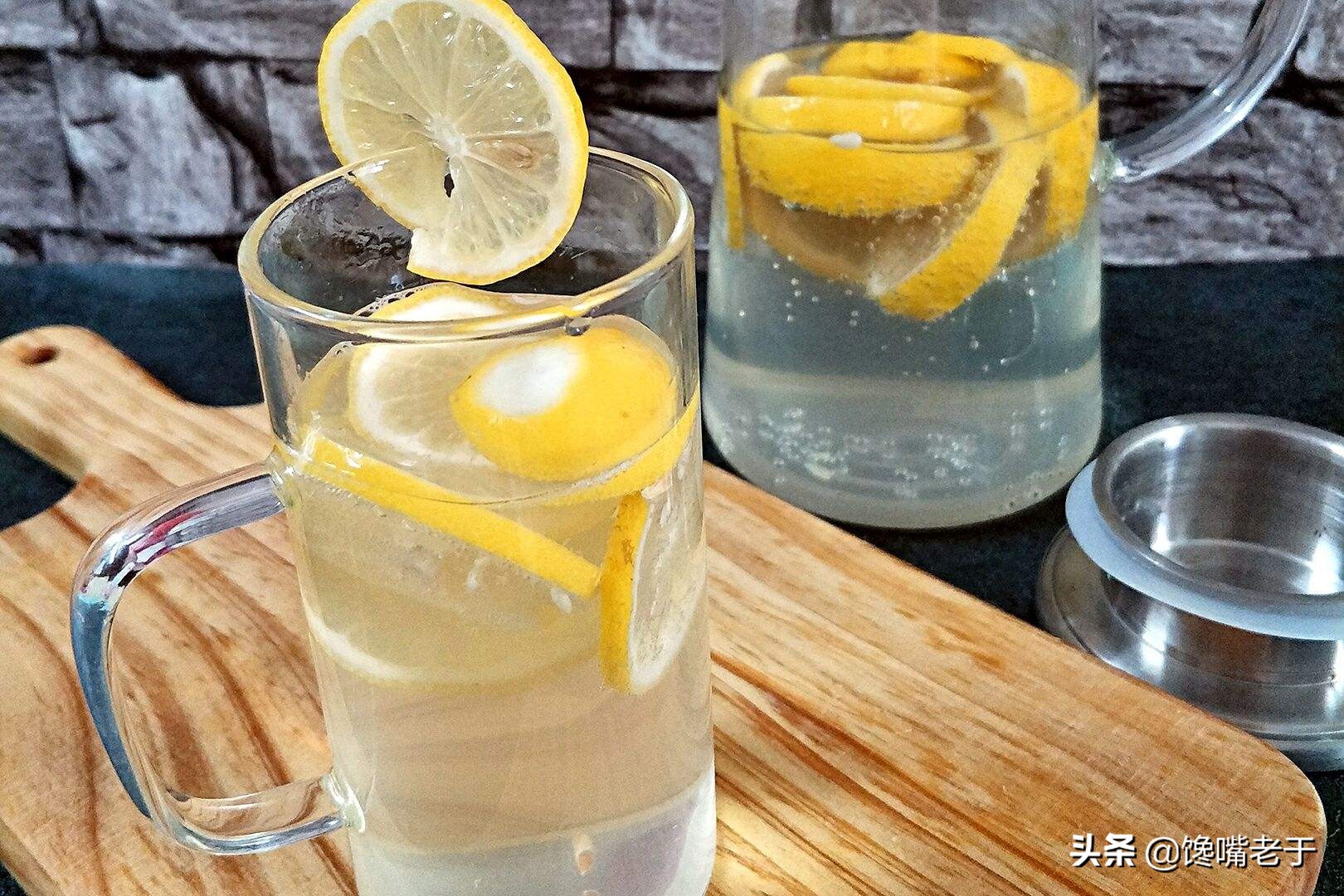 有哪些水果适合中老年人吃,现在适合老年人吃的水果零食