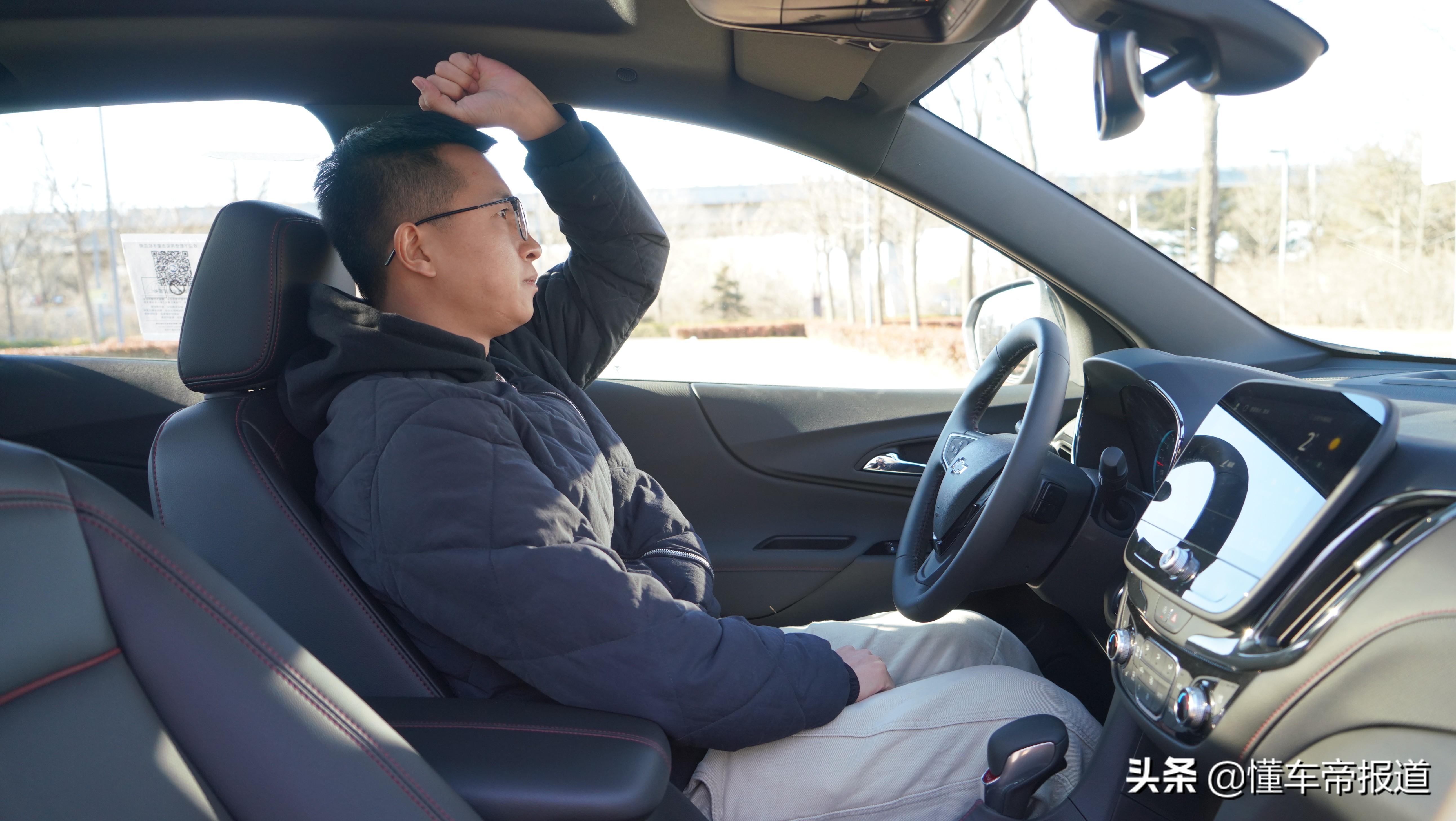 雪佛兰探界者2022款两驱2.0,2022款探界者550t轻混拓界版