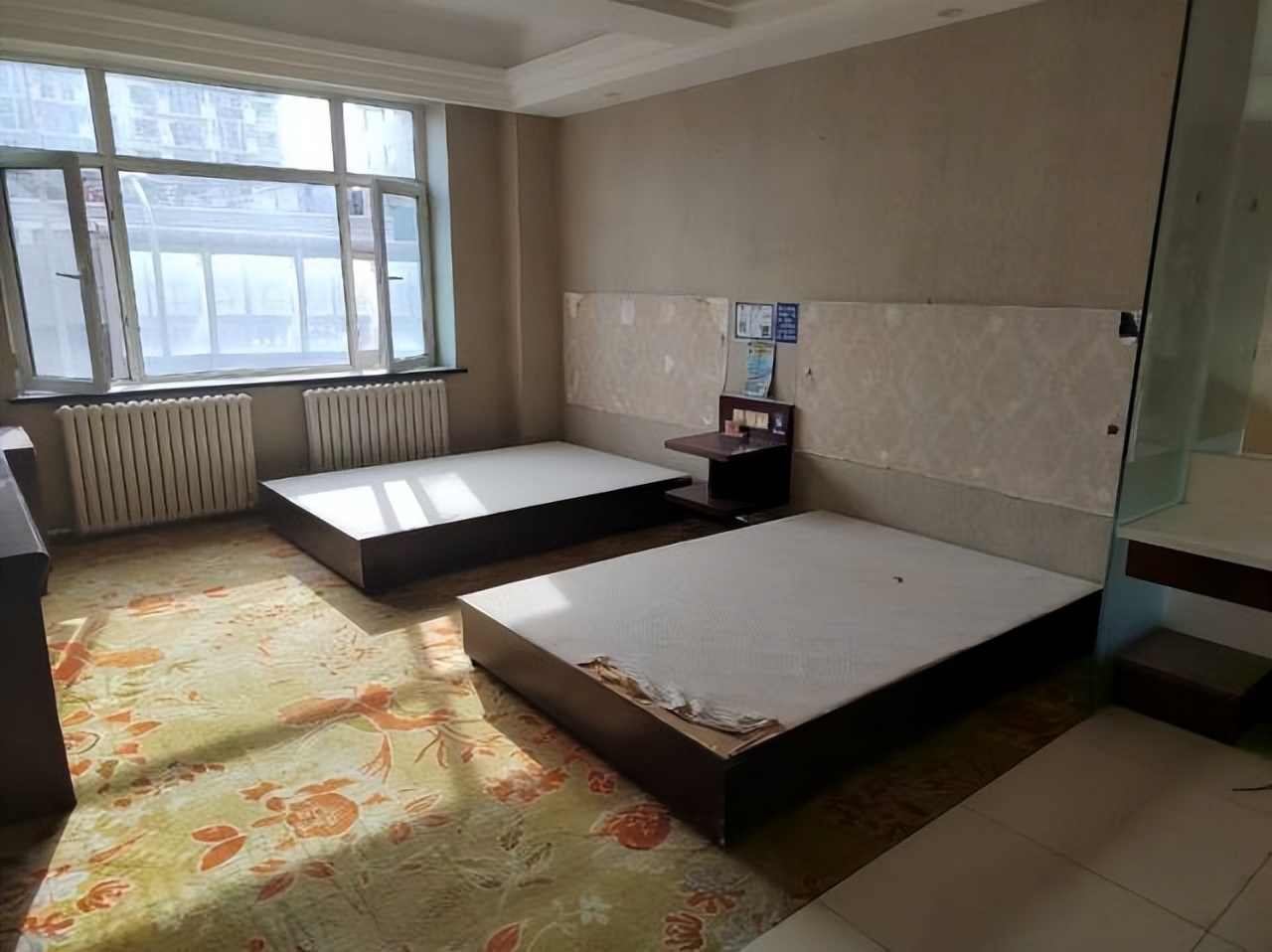 乌鲁木齐大学城酒店转让,乌鲁木齐宴会厅转让信息