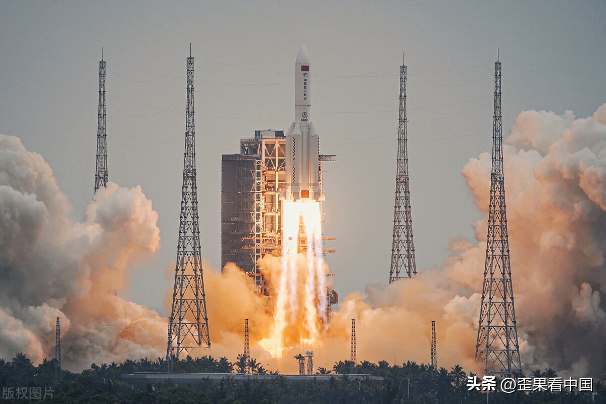 外国人怎么看待中国建成空间站,外国人评论中国的空间站建造完成