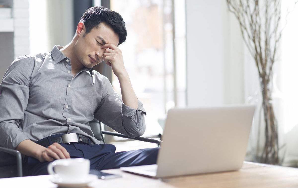 老年斑为什么会越来越大颜色变深,年轻长老年斑的原因以及解决方案