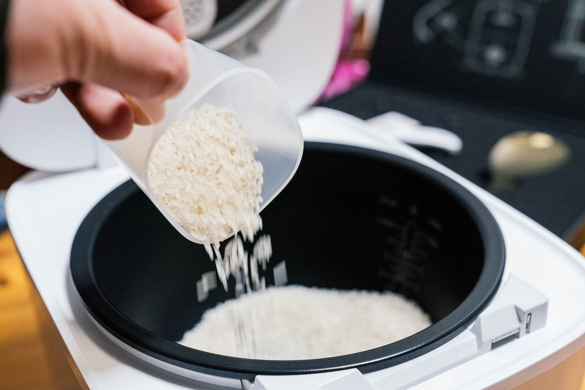 米家ih微压电饭煲新老款对比,米家压力电饭煲1s价格